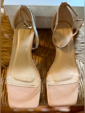 Pre-Loved BAMBOO Nude Pink Ankle Strap Block Heel Sandals